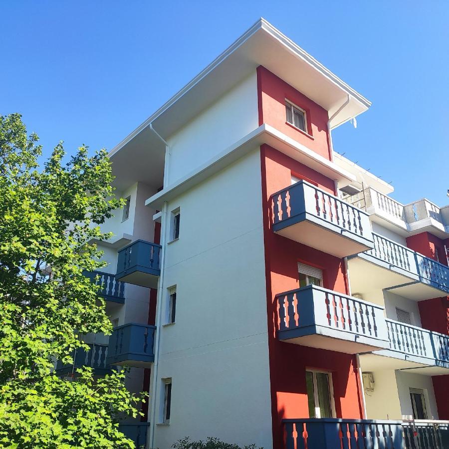 Condominio Ivelca Lignano Sabbiadoro Exterior foto