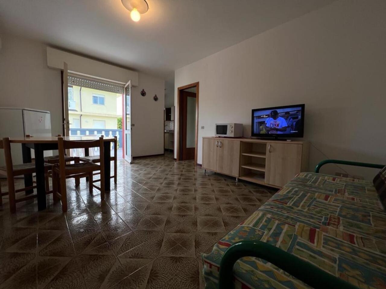 Condominio Ivelca Lignano Sabbiadoro Exterior foto