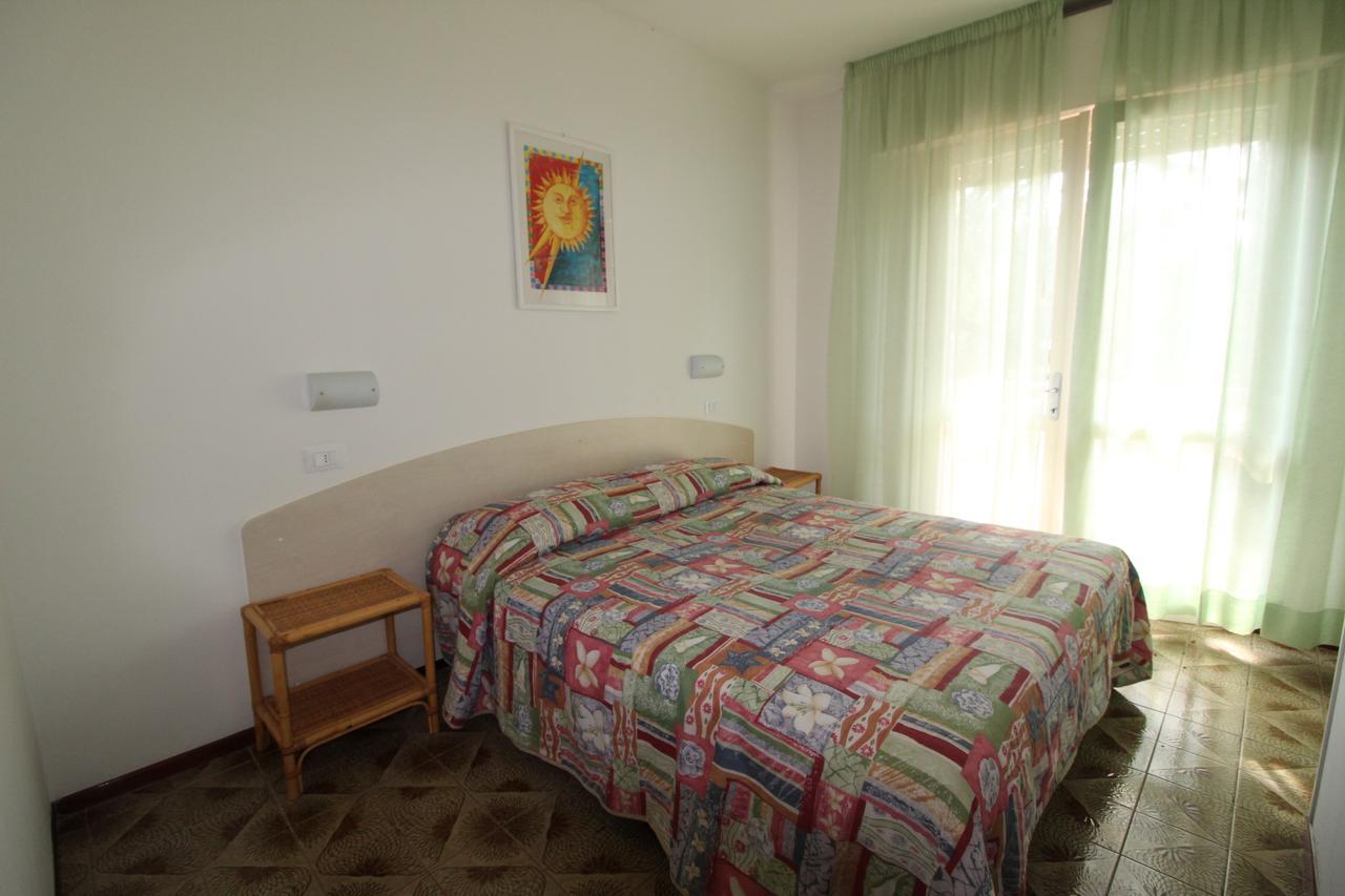 Condominio Ivelca Lignano Sabbiadoro Exterior foto